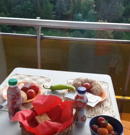 Neptun Apartman *
